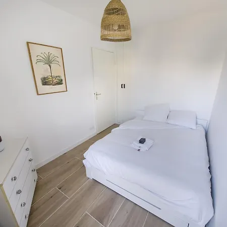 Le Repaire Des Palmiers - T2 En Centre-Ville Avec Parking Et Piscine Apartment *